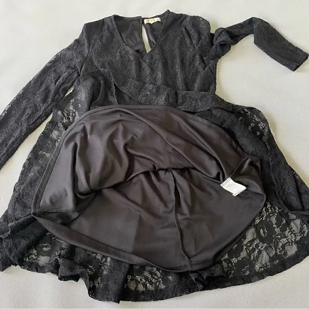 Rewind Floral Lace Black Long Sleeve Dress Women’s Size Medium